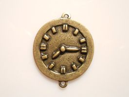 1 Stk. Uhr Messing Schmuckanhänger/-Teil.Twint:Ja.