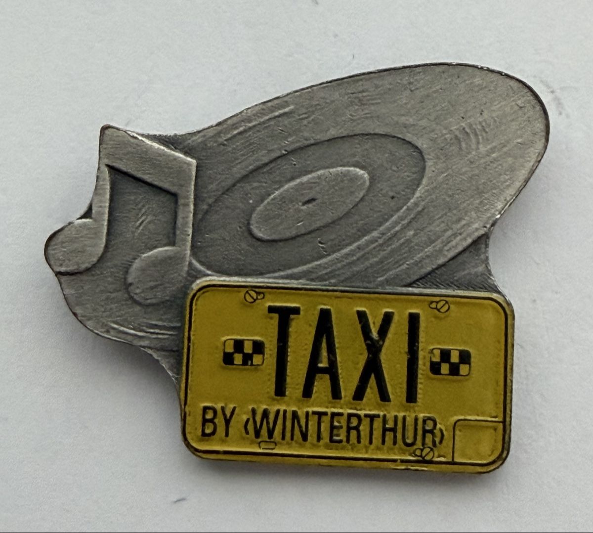 Placchette & Badge: Winterthur Taxi Pin – Usato da Zürich venduto da Kue_Zuerich