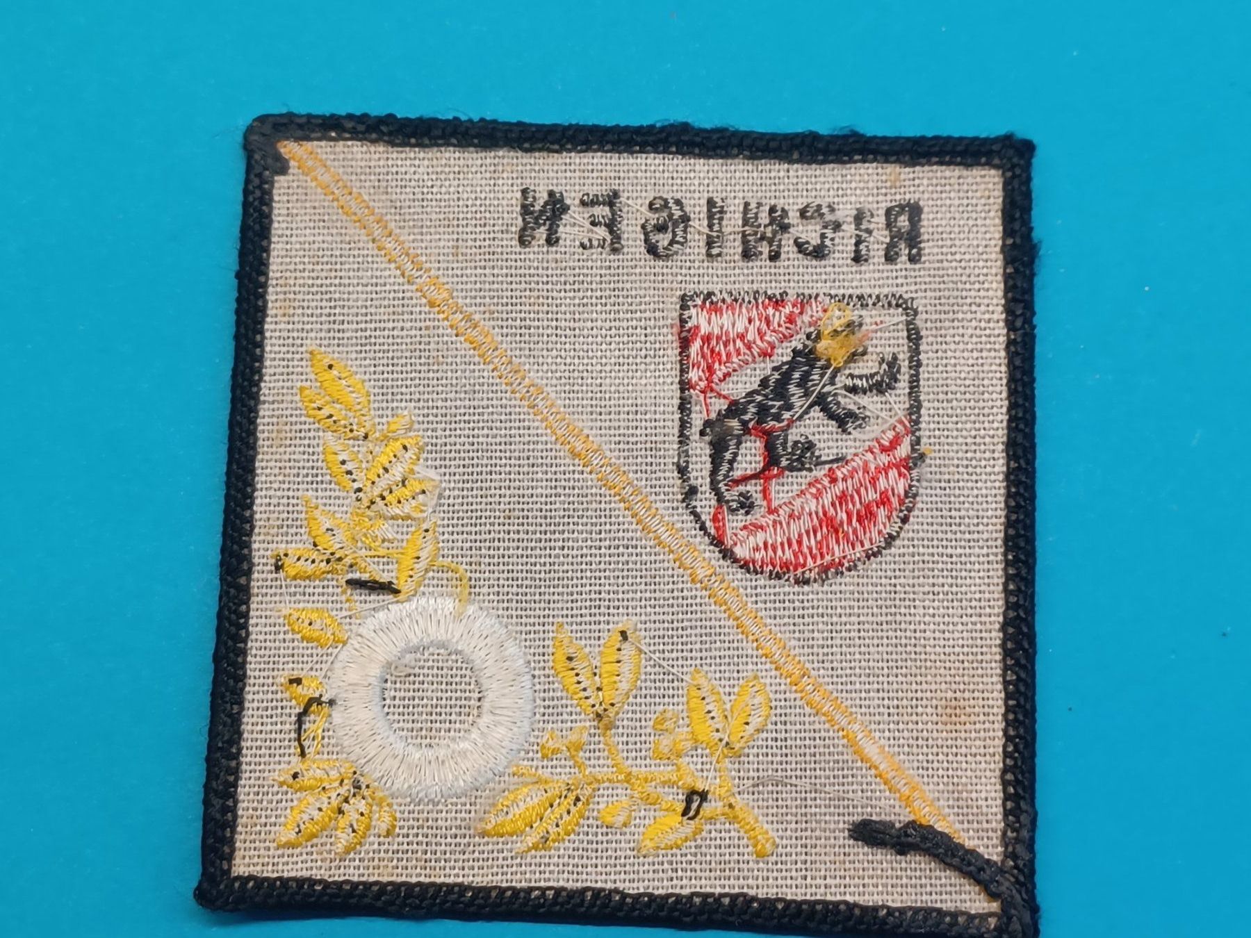 Toppe: Patch Aufnäher Richigen Wappen gestickt (X537) – Usato da Schwanden GL venduto da Suvorov 1