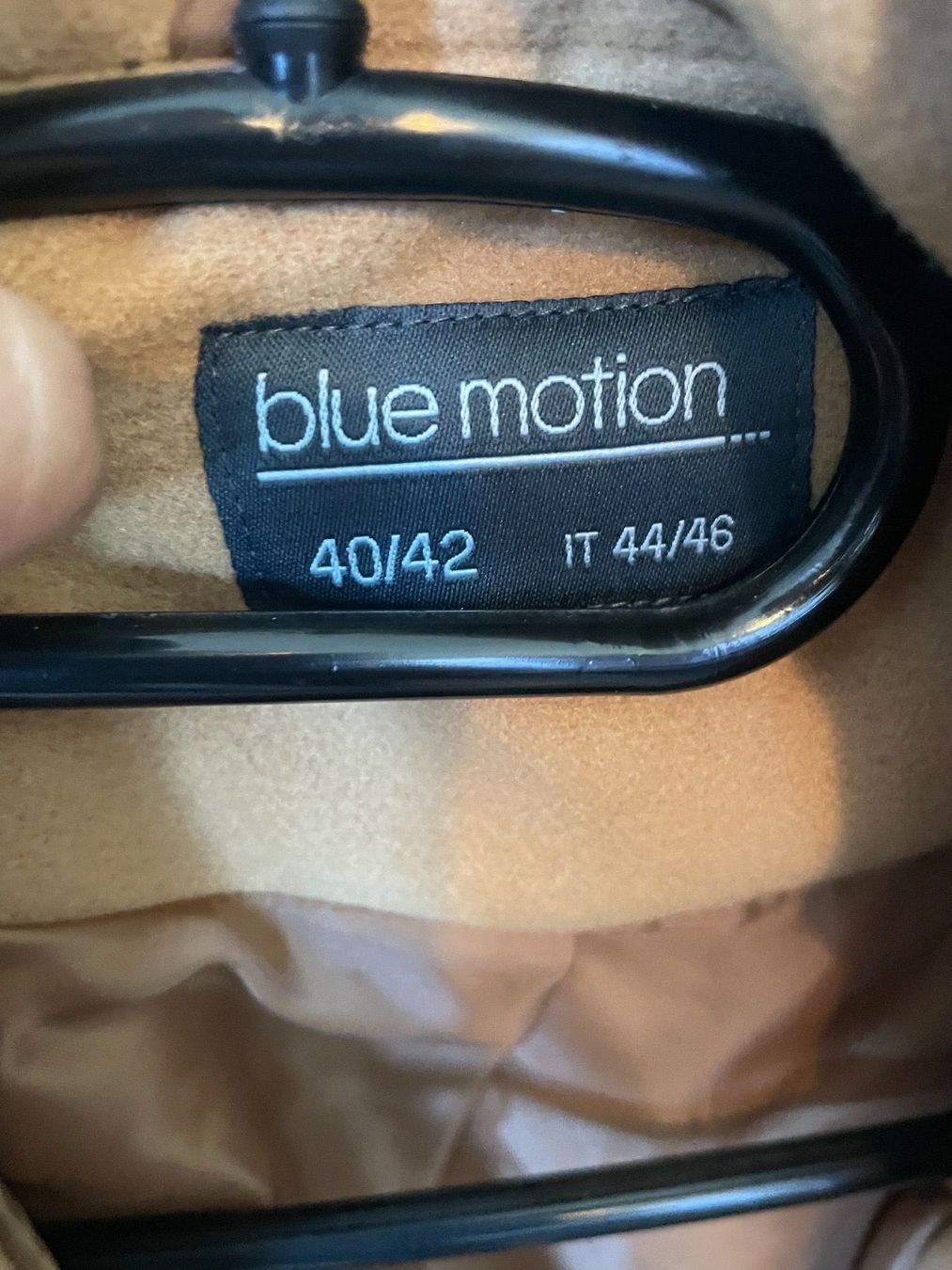 Mäntel: Manteau beige 40-42 – Gebraucht aus Cressier NE von leiestla 2