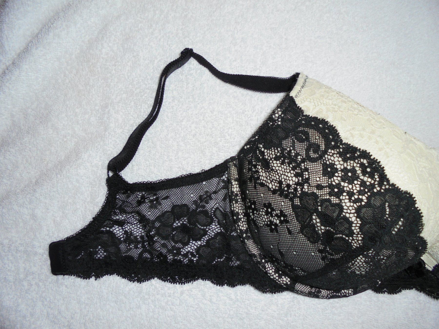 Victoria's Secret Altra biancheria intima: VICTORIA'S SECRET BH 34 DD / 75 E – Usato da Aarau Rohr venduto da PinkSchwein 2