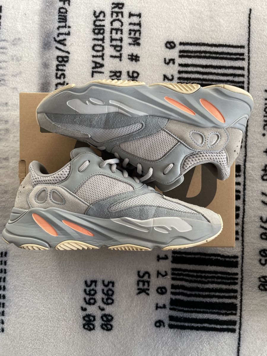 Adidas Scarpe da uomo: Yeezy 700 Inertia – Nuovo (secondo la descrizione) da Morges venduto da ITASAP 1