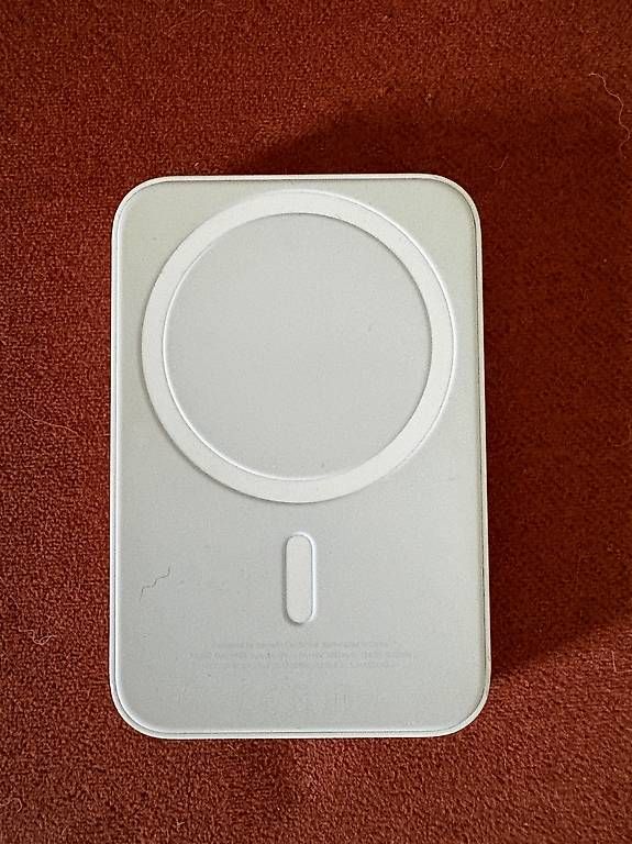 Apple Accus: Apple MagSafe Powerbank – D'occasion à Glattbrugg par tug_j782