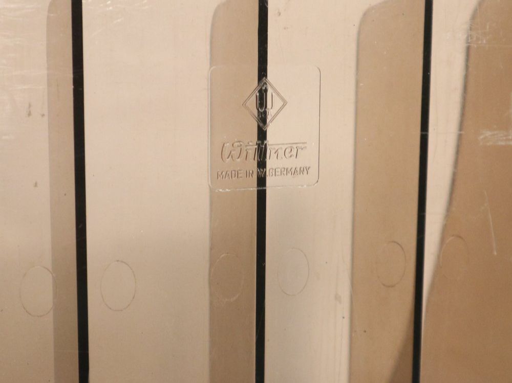 Supporti per strumenti musicali & leggii: Vintage Wittner Design Plattenständer , Schallplattenständer – Usato da Eschenbach SG venduto da Astalavista 4