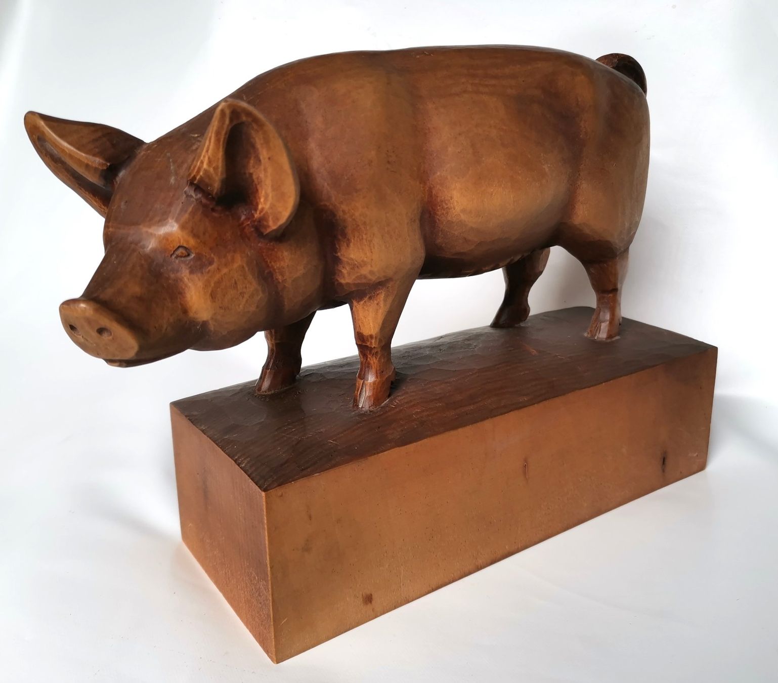 Sculture & Statue: Brienzer Schnitzer Schwein geschnitzt Landwirtschaft – Nuovo (secondo la descrizione) da Brienzwiler venduto da Holzschnitzer-Brienz