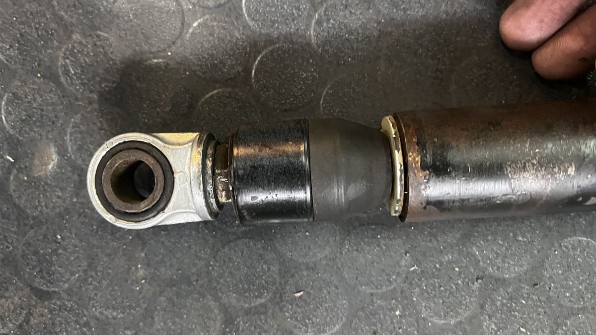 Tutti i ricambio per moto: Stossdämpfer Koni 30cm 2 Stück – Usato da St.Gallen venduto da Hbuua 6