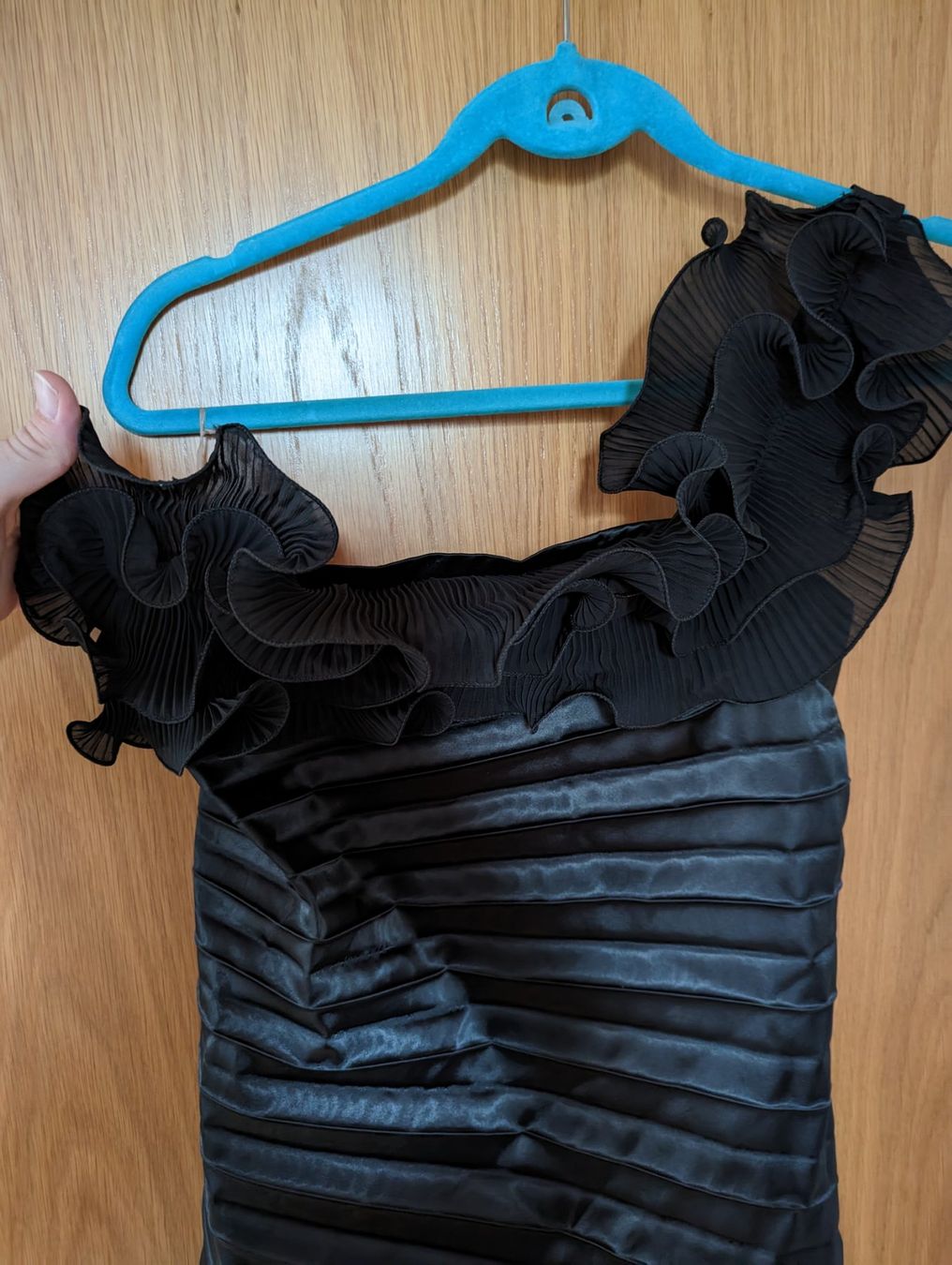 Vestiti: Cocktailkleid gr 38/40 – Usato da Busswil BE venduto da Binchenbeetli 1