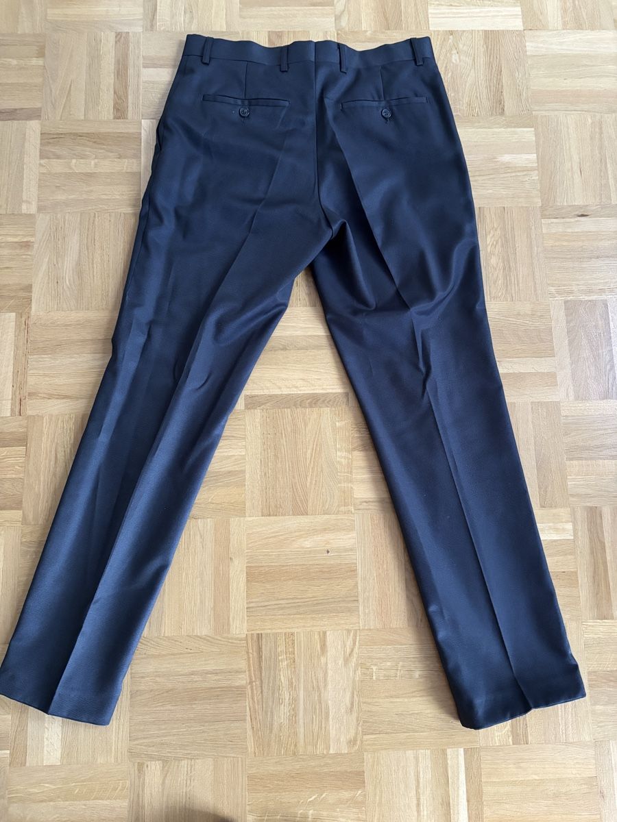 C&A Completi: Anzugshosen Grösse 48 – Usato da Basel venduto da rebecca_b 2