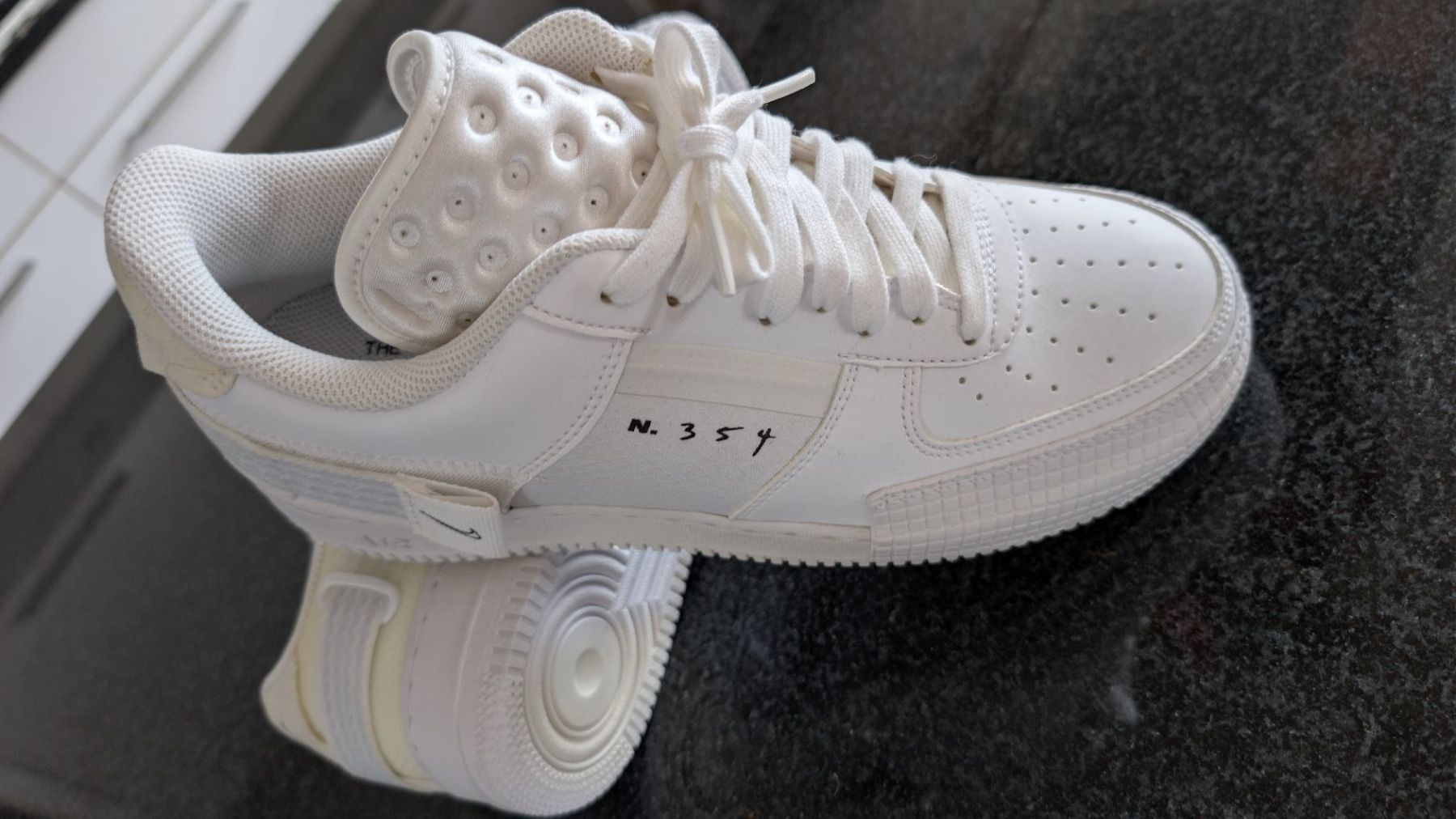 Nike Chaussures hommes: Nike Air Force 1 Type White 42.5 – Neuf avec emballage d'origine à Rümlang par Pascal_Gut