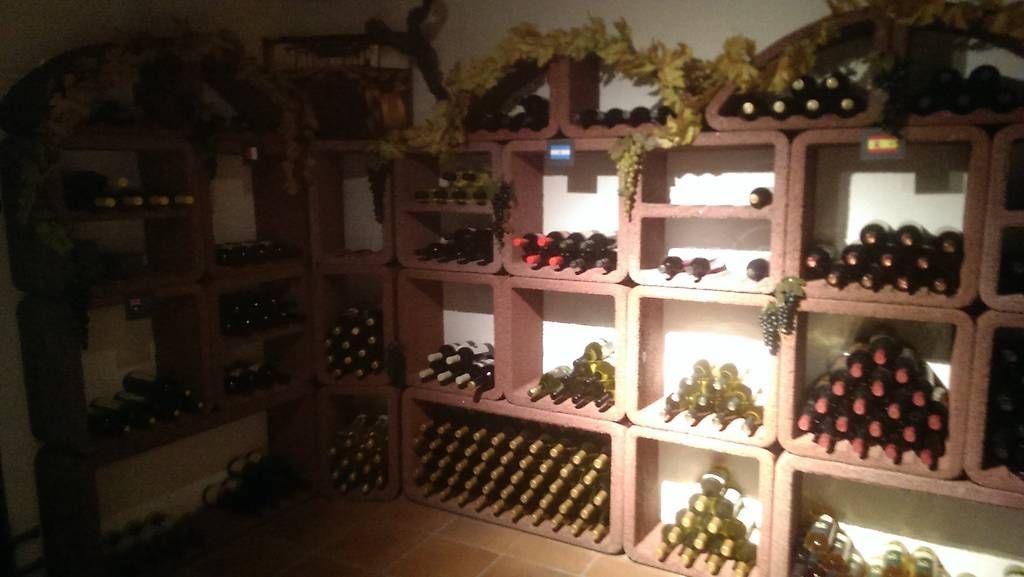 Scaffali: Weinregal aus Hydroton 56 Elemente – Usato da Ottikon venduto da nag-champa77 1