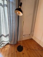 Lampadaire noir et doré