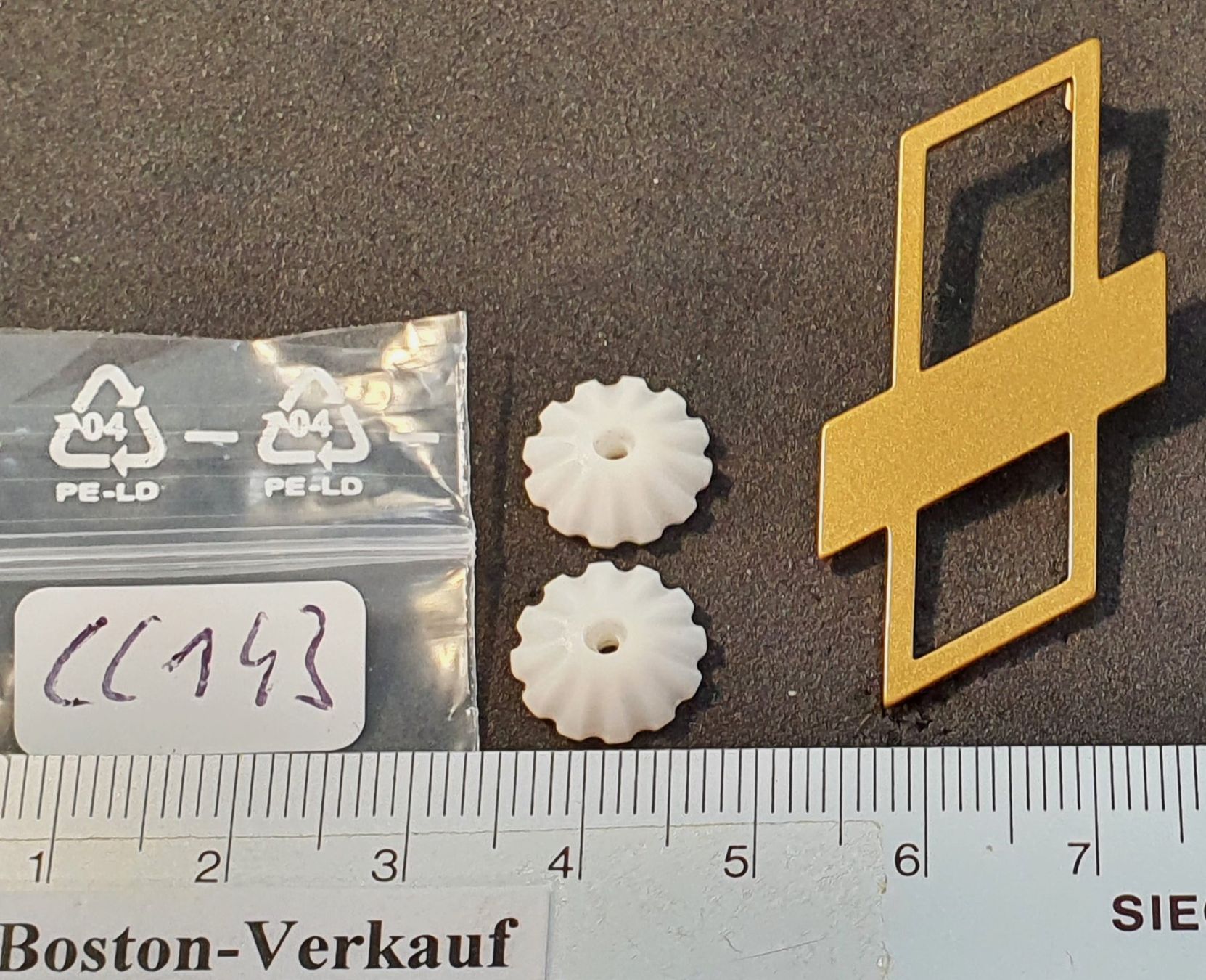Schweizer Armee Plaketten & Abzeichen: CC143 - Schweizer Armee Gradabzeichen Kragenspiegel - Major – Gebraucht aus Reinach BL von Boston-Verkauf 2