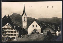 Nesslau, Blick auf Kirche mit Aufgang un