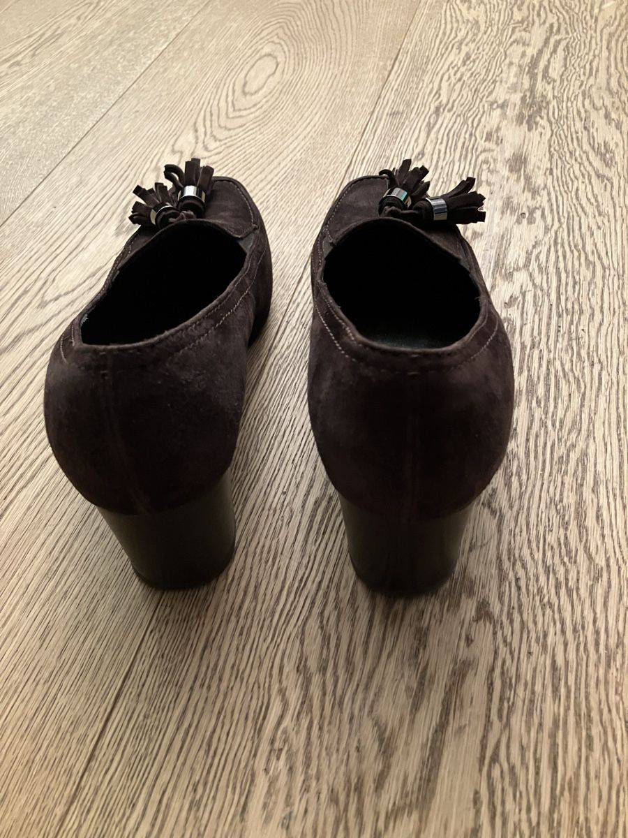 Scarpe da donna: Braune Pumps von John Grey Grösse 36 – Usato da Cham venduto da Liliane78 3