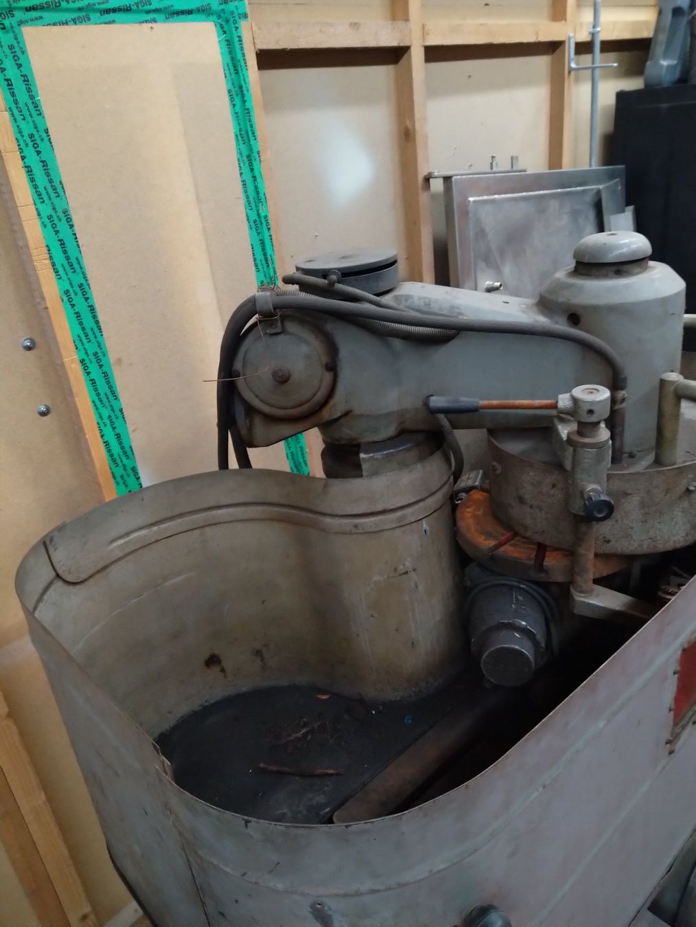 Tutte le macchine: Scledum RTM370 Planschleifmaschine – Usato da Alpnach Dorf venduto da M-T-W 3