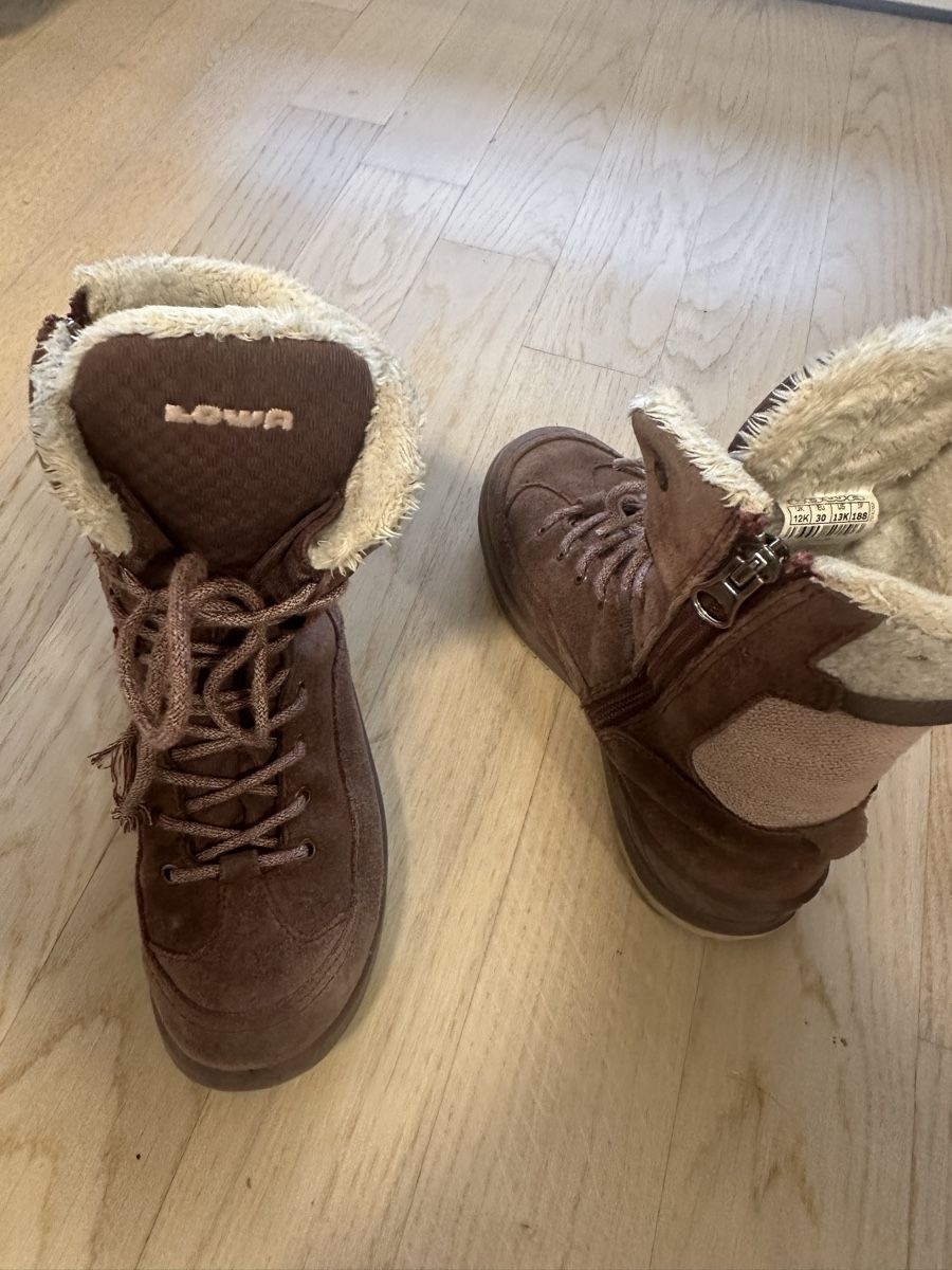 Lowa Scarpe per ragazze: LOWA Winterschuhe Mädchen Gr. 30 – Usato da Dübendorf venduto da nat_h9wg 6