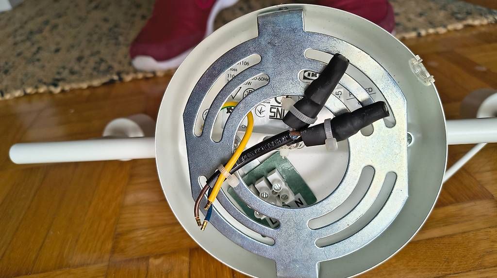 Lampadari & plafoniere: Ikea Decken-Spotlampe – Nuovo e nell'imballaggio originale da Dietikon venduto da Pann1 2