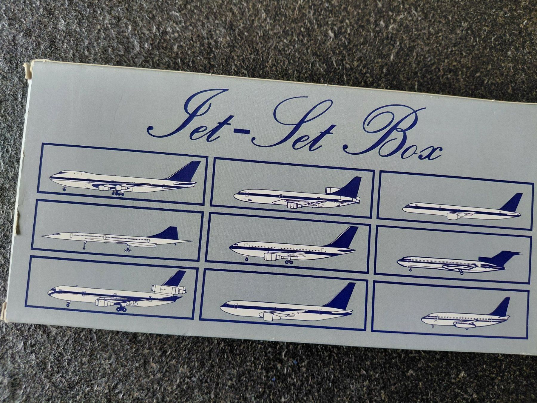 Swissair Kit di modellismo & Modellini statici: SWISSAIR - Nostalgie Jet Set Box 1:600 – Nuovo e nell'imballaggio originale da Renan BE venduto da Epicurien0017 2