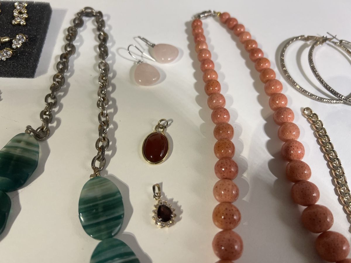 Altri gioielli: Lot de bijoux – Usato da St-Pierre-Clages venduto da ste_xk6p 3
