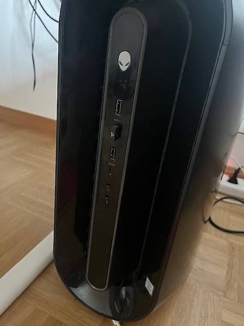 PCs: Alienware Aurora R9 Computer – Gebraucht aus Basel von  2