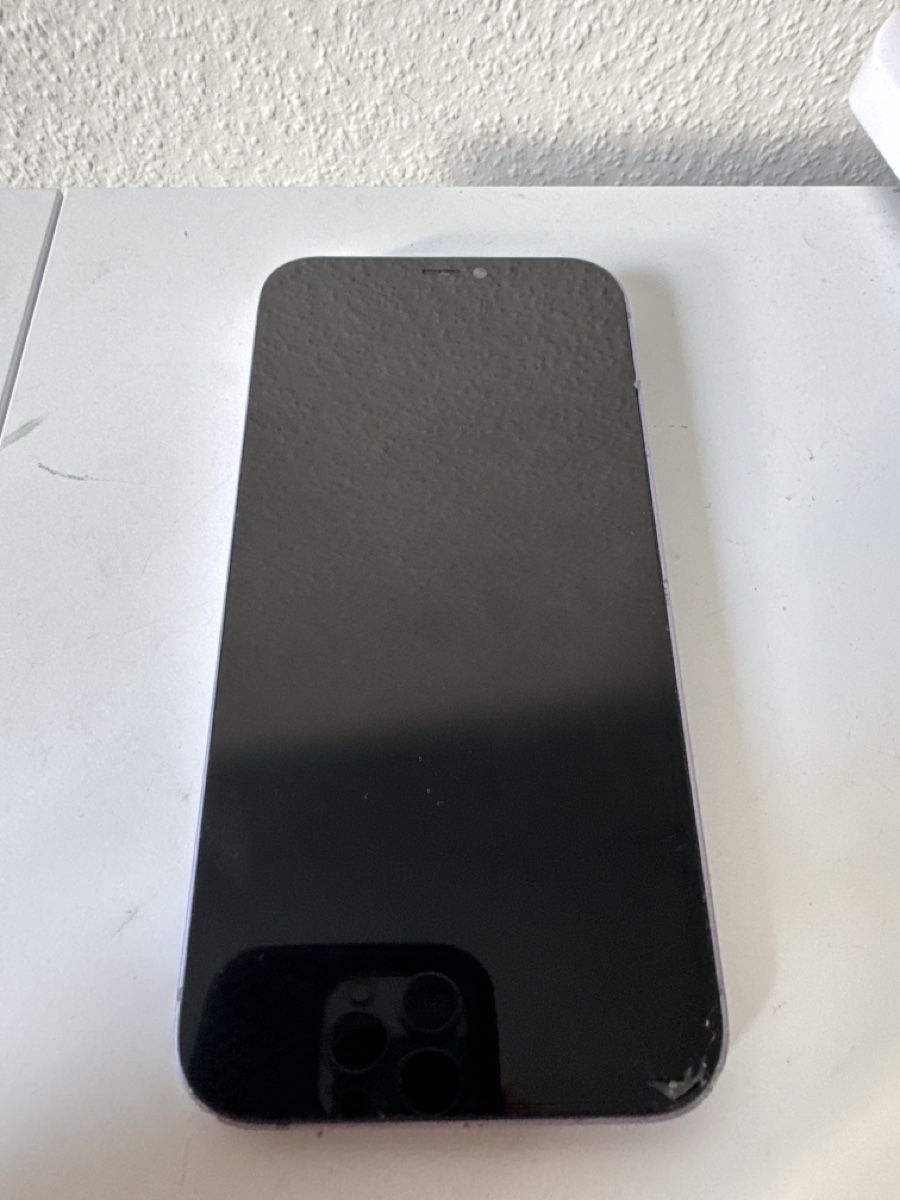 Apple Telefoni cellulari / Smartphones: iPhone 12 Cassé  – Difettoso da Nyon venduto da piv_5qhc