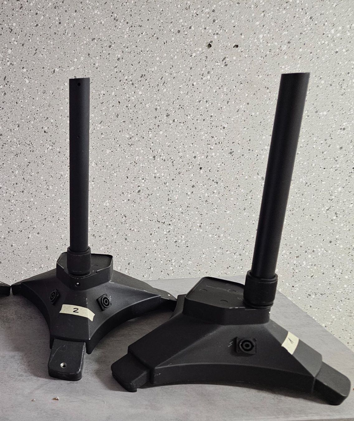 Supporti a parete: Stand Element HK +transporthülle – Usato da Dürnten venduto da Anbra1 1