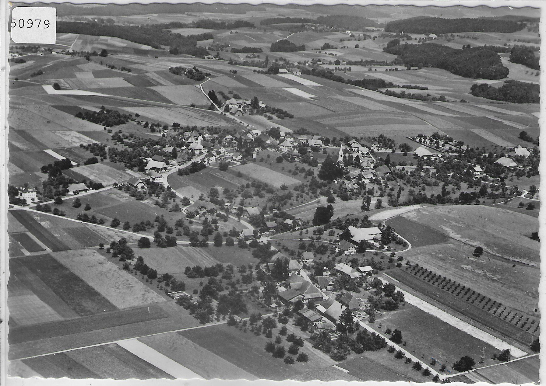 Cartoline postali: Seedorf BE - Flugaufnahme B. Bachmann – Usato da Ettingen venduto da Kartenplanet