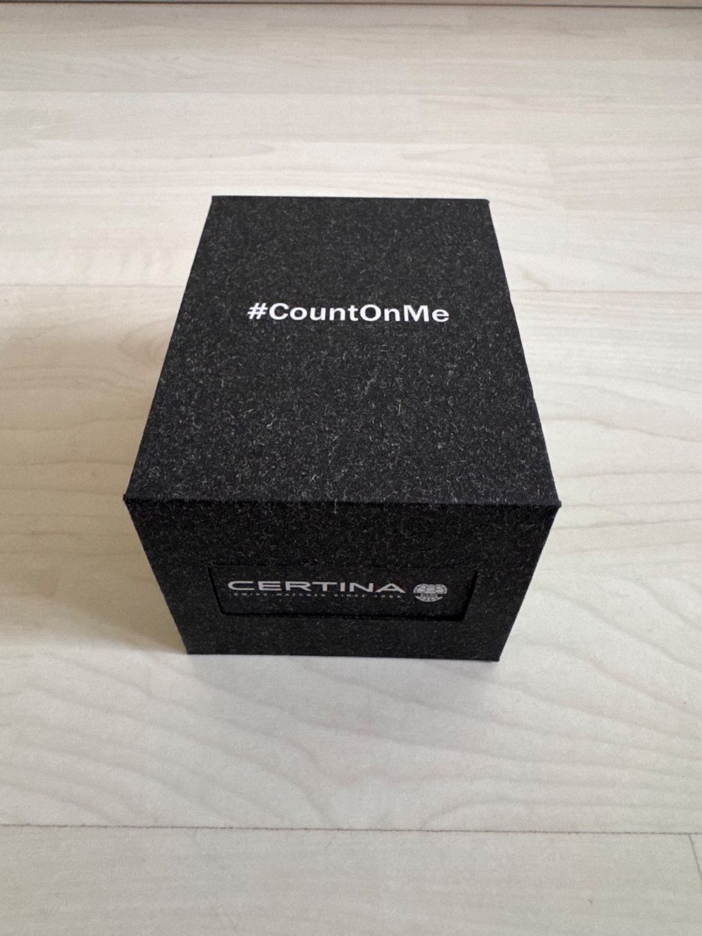 Certina Uhrenboxen: Certina Uhrenbox leer mit Deckel – Neu (gemäss Beschreibung) aus Gerlafingen von Aebu85