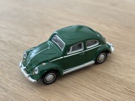 1 VW Käfer**grün**Länge: 6cm**