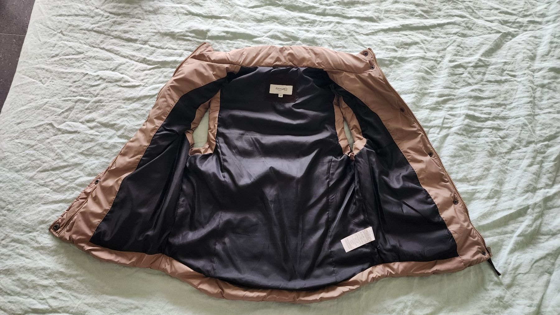 Gilets: Edler Daunen-Gilet – D'occasion à Gempen par Stefy0 2