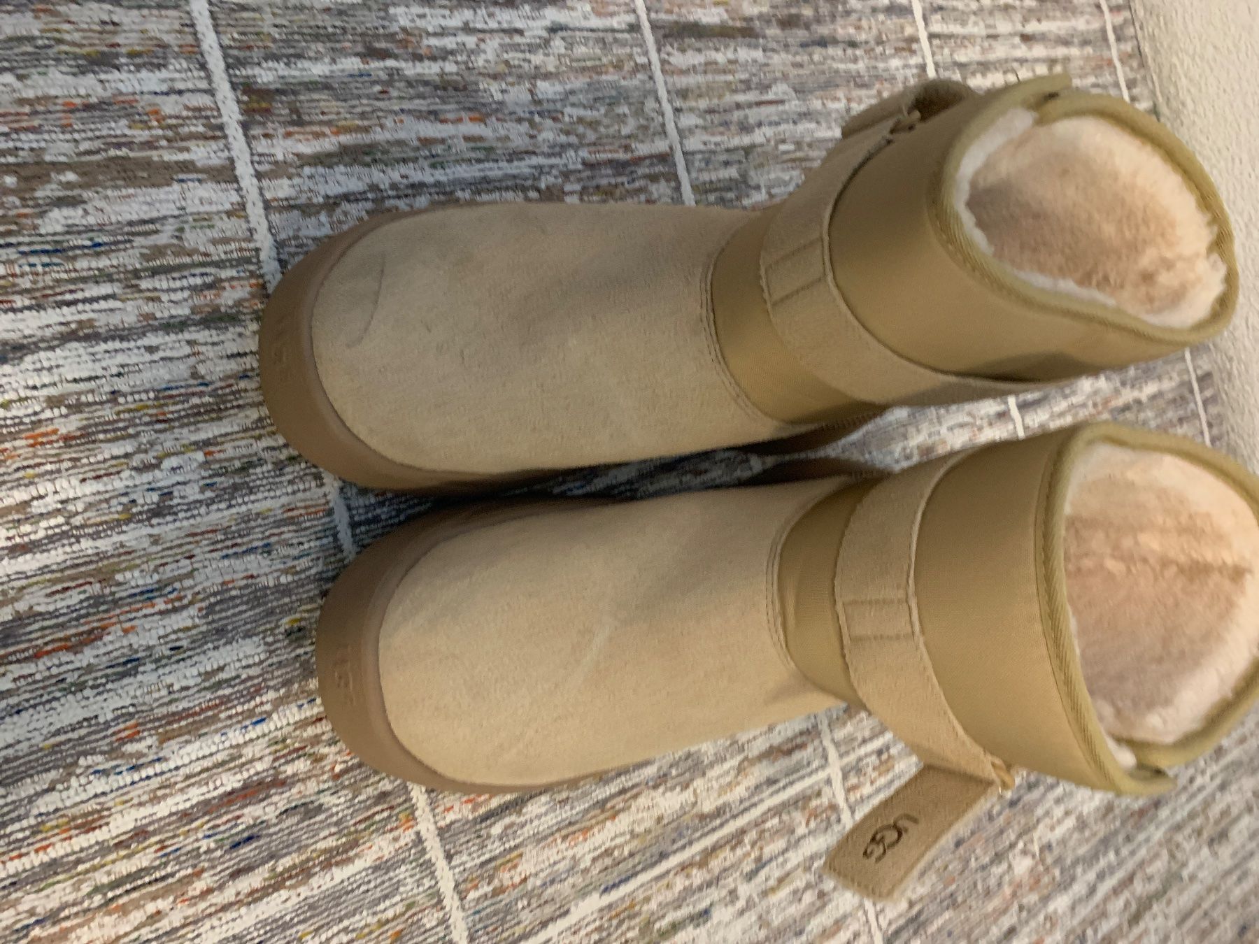 Ugg Scarpe da uomo: Ugg 43 – Usato da Flawil venduto da boooom 4