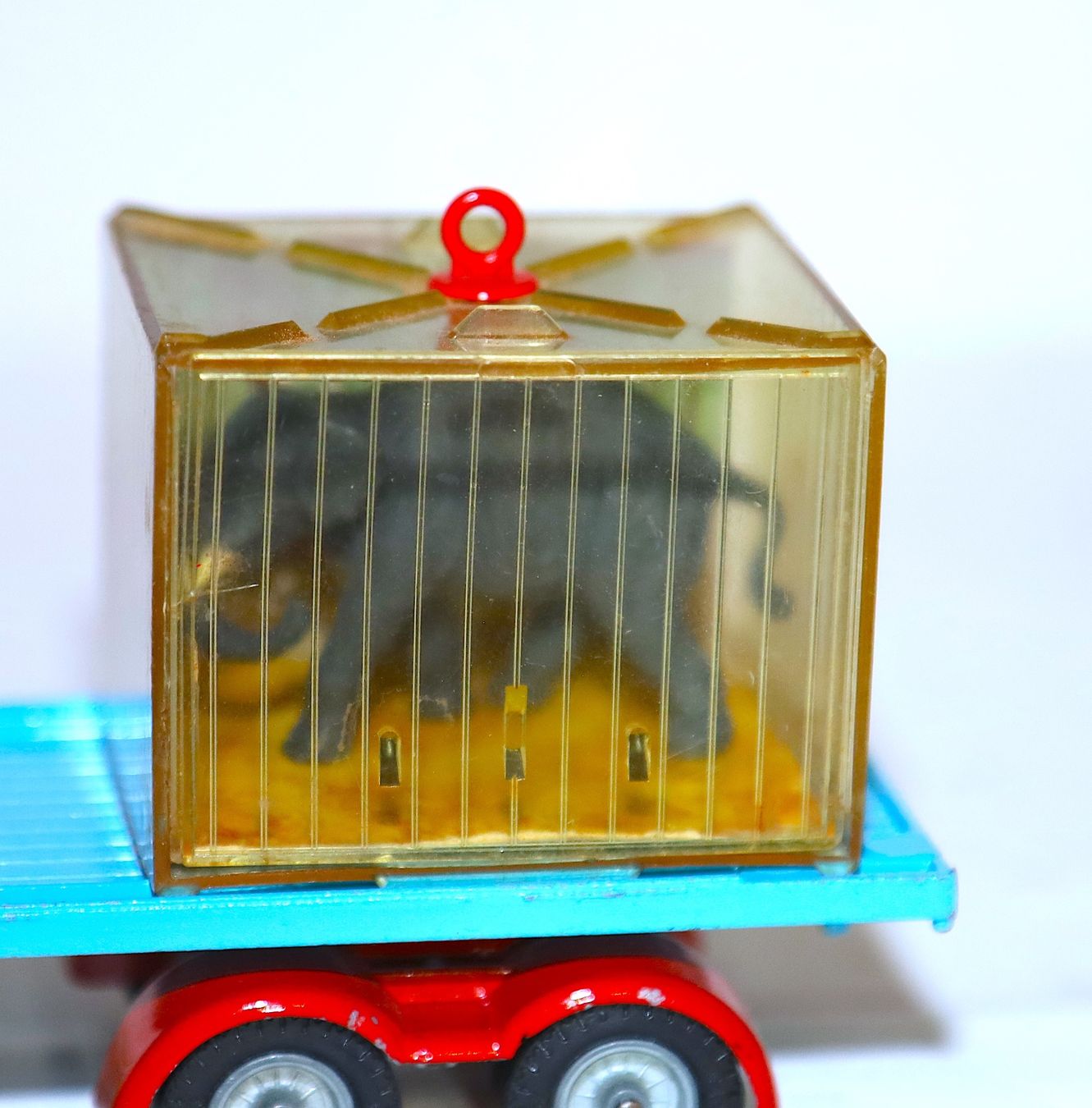 Corgi Toys Modellautos: VINTAGE Corgy Toys LKW CHEPPERFIELDS TIERAUFLEGERTRANSPORTER – Gebraucht aus Ipsach von Merlux 2