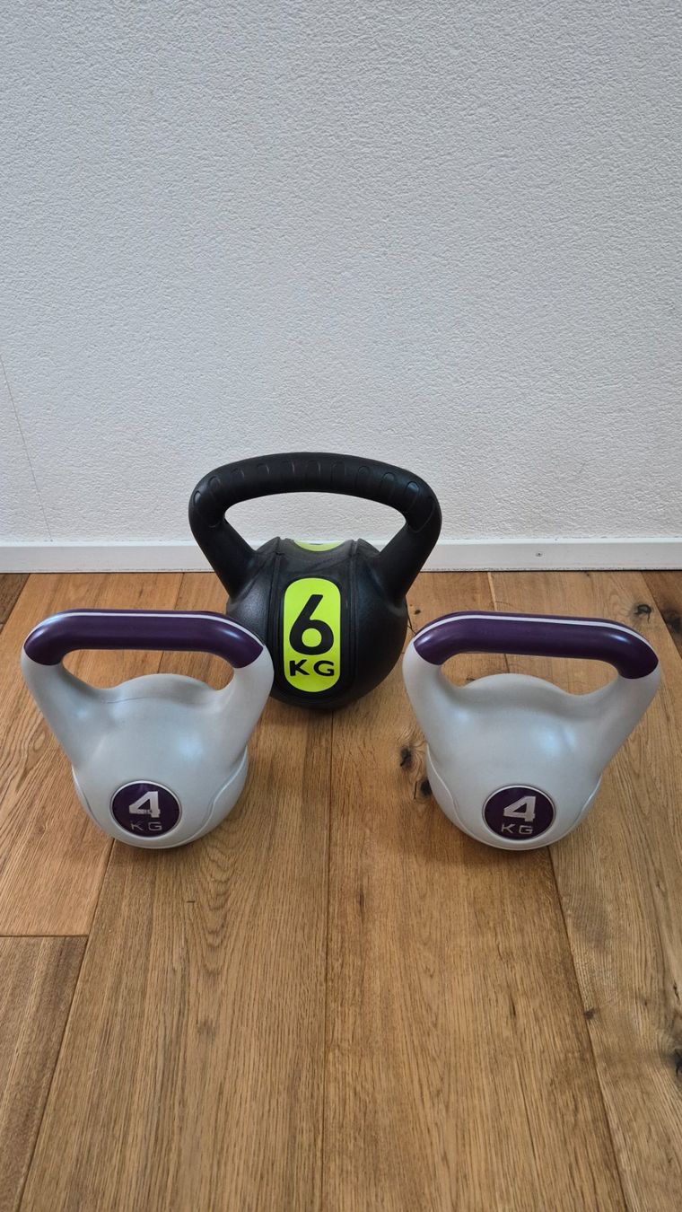 Poids & Haltères: 3 kettlebell – D'occasion à Oberneunforn par meku2