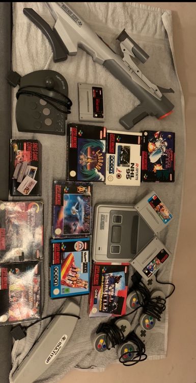 Super Nintendo Snes Set (Gebraucht) in Adlikon b. Regensdorf für CHF ...