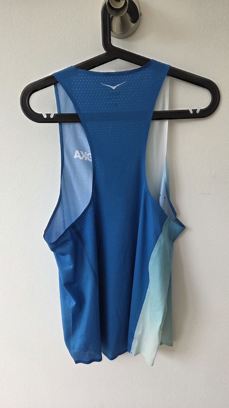 Top: top course hoka  – Usato da Baar (Nendaz) venduto da CleoD 1