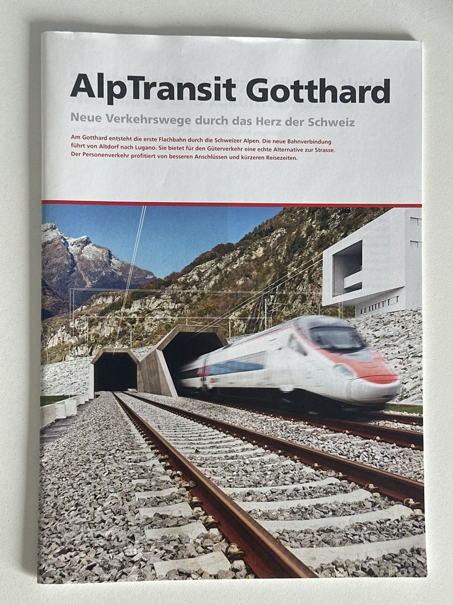 Libri: AlpTransit Gotthard - spannende Lektüre – Nuovo (secondo la descrizione) da Neerach venduto da Matug1248