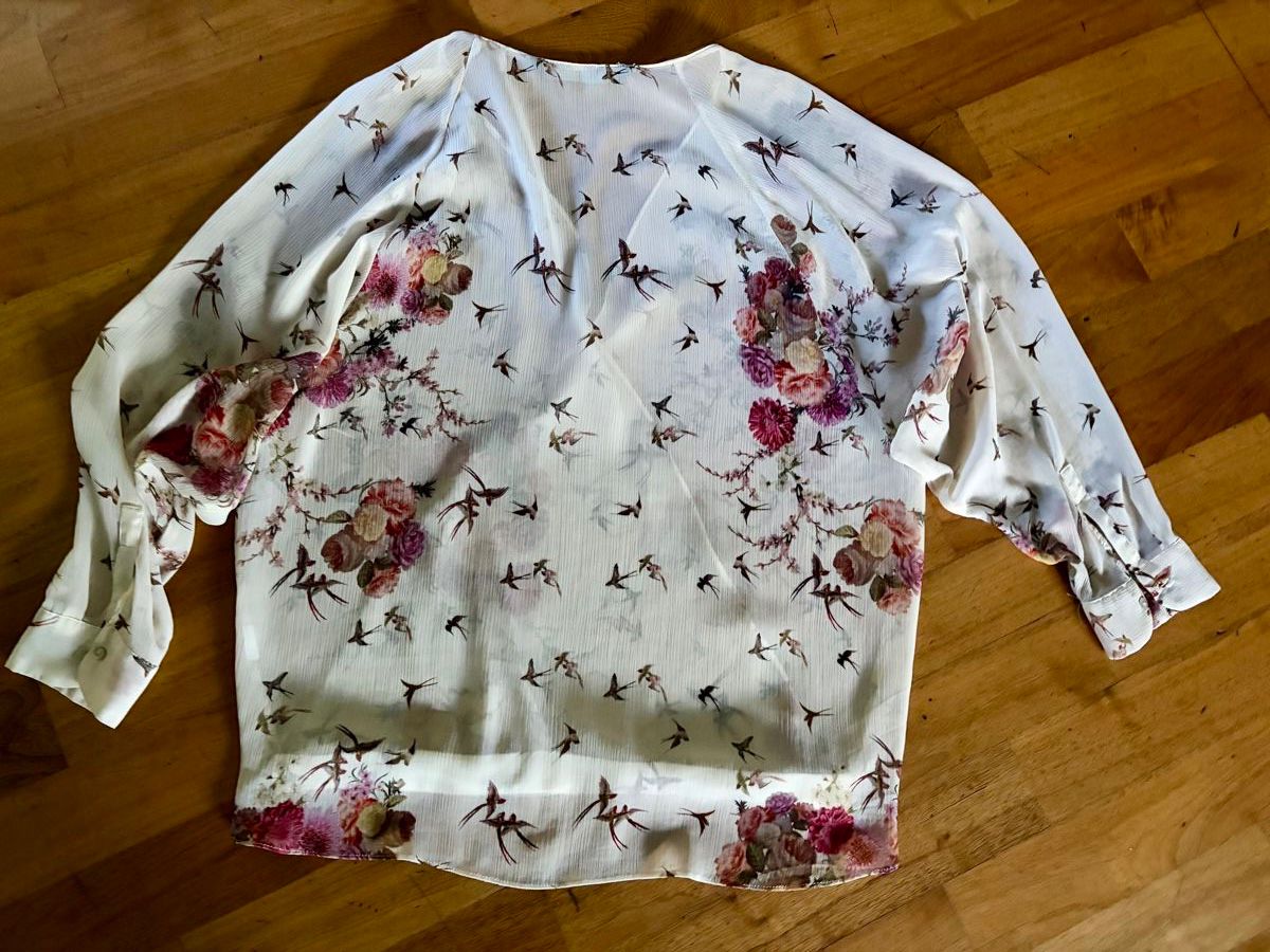Zara Chemisiers: Bluse ZARA Blumenmuster Grösse M – Neuf (Voir description) à Matten b. Interl par Kings-Fashion 1
