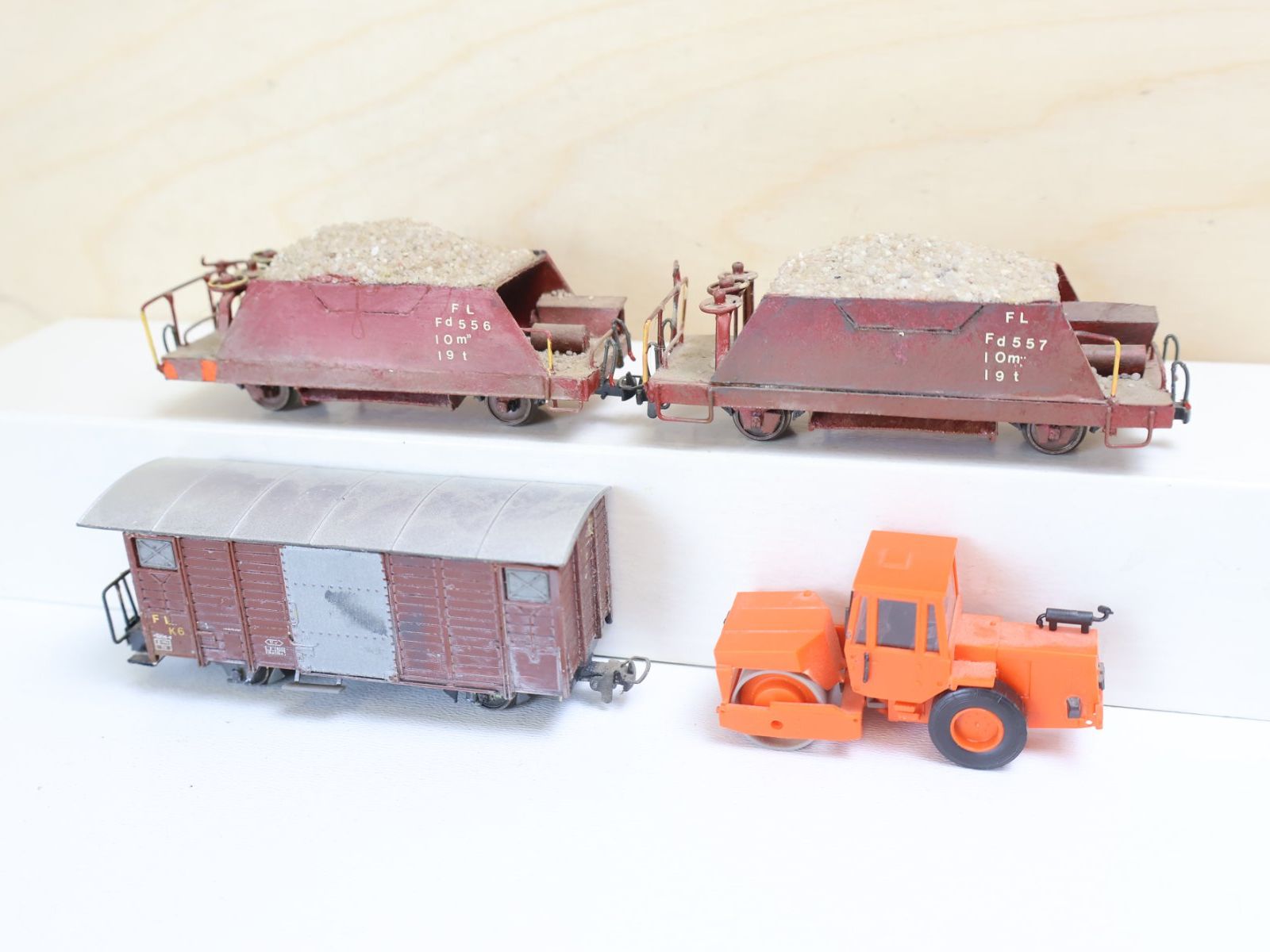 Bemo Modellini di ferrovie: BEMO 3 x Güterwagen H0m - Bauzug – Usato da Winterthur venduto da Monstera 1