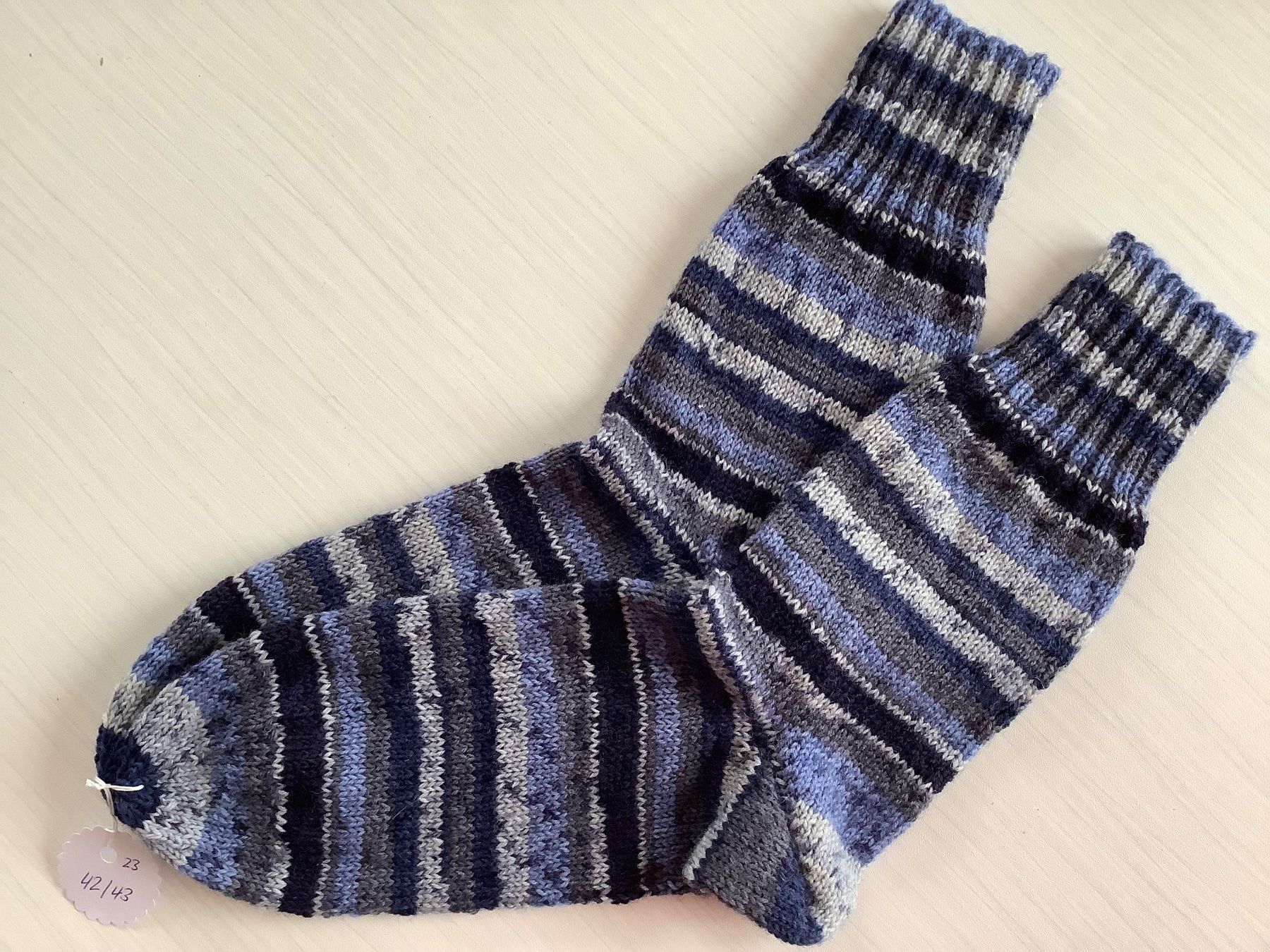 Calze: Handgestrickte Socken Gr. 42/43 – Nuovo (secondo la descrizione) da Lichtensteig venduto da Buemo