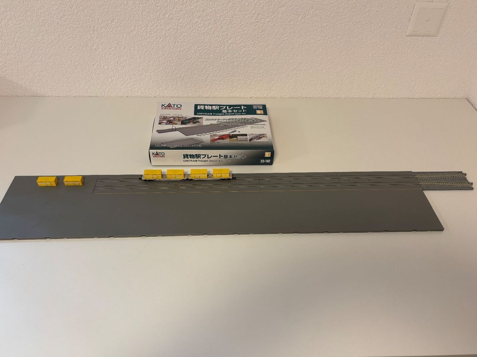 Kato Modellini di ferrovie: KATO 23-142 Container Terminal Basic Set – Usato da Lengnau AG venduto da Chefe43 1