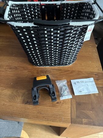 Neuer SportXX Velo Korb vorne schwarz/weiss mit Halterung 🧺