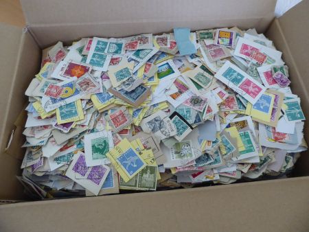 Gewaltige Kiste mit Briefabschnitten viel Schweiz