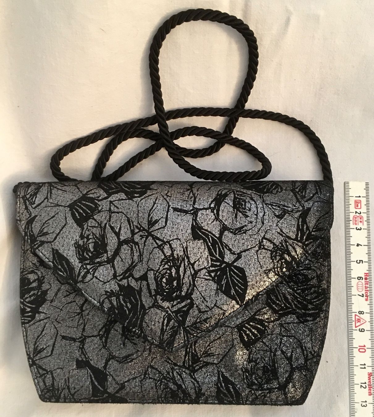 Borse da donna: Handtäschchen edle Silberrosen – Usato da Winterthur venduto da jud_xfw6 2