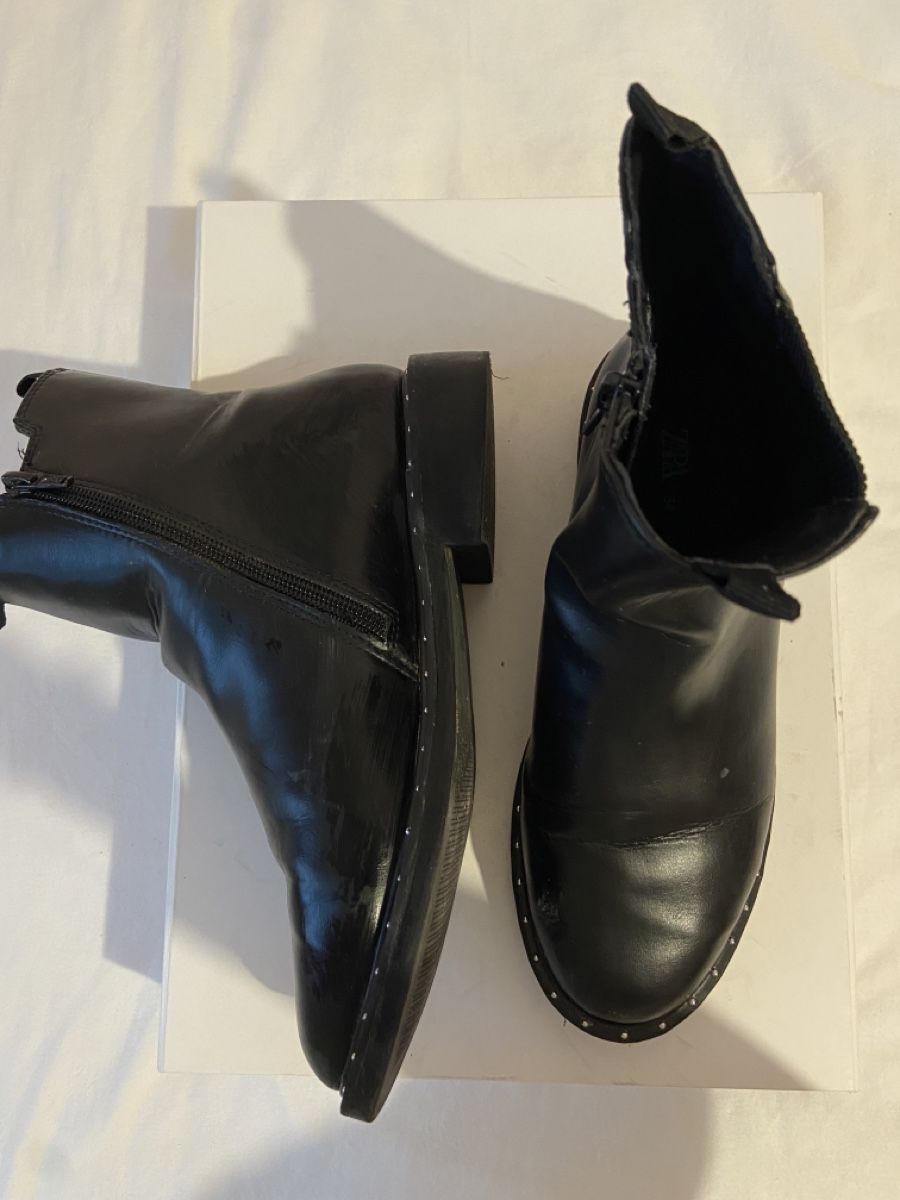 Zara Scarpe da donna: Bottines en cuir noir Zara – Usato da Chêne-Bougeries venduto da sor_9rzp 3