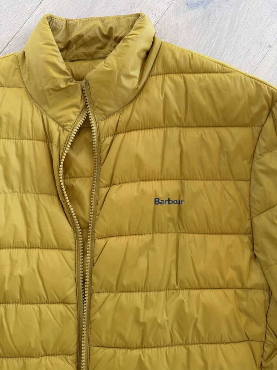 Barbour Giacche: Barbour Fibre Down Puffer Jacket - Size M, Mustard Yellow – Nuovo (secondo la descrizione) da Hergiswil NW venduto da jaybee27 1