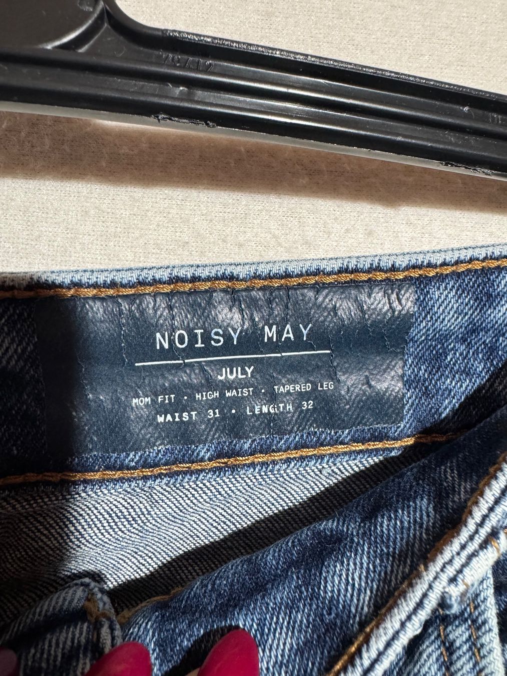 Jeans: Blaue Noisy May MOM Jeans, ca Gr. 29 – Gebraucht aus Grosswangen von SALE_SALE_SALE 2