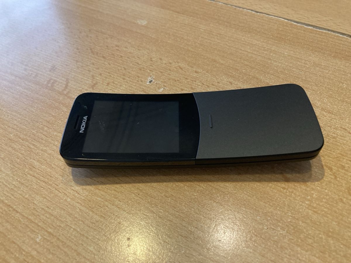 Nokia Telefoni cellulari / Smartphones: Nokia 8110 4G – Nuovo (secondo la descrizione) da Tuggen venduto da mal_2zll 1