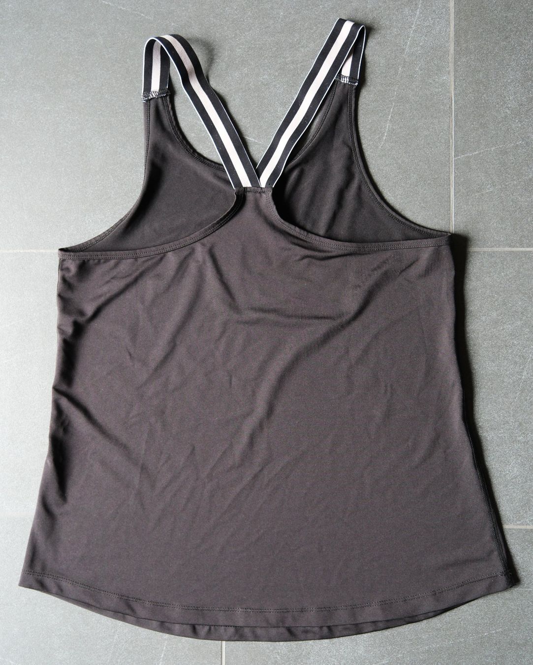 Top: Sport-Top – Usato da Wohlen AG venduto da Exitburn 1