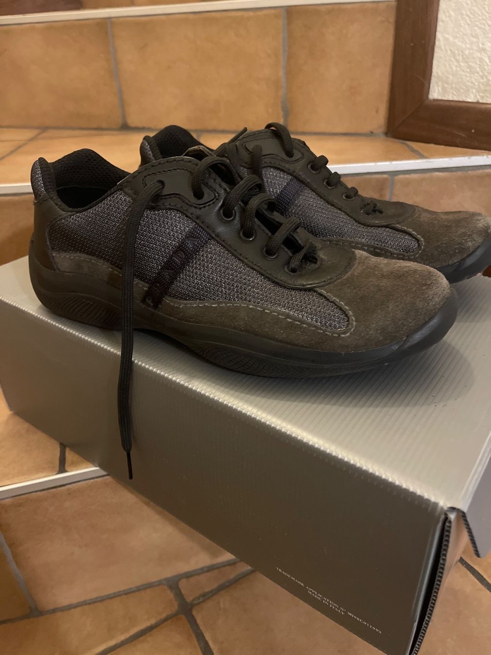 Prada Scarpe da uomo: Shoes PRADA uomo – Usato da Rancate venduto da Waly__