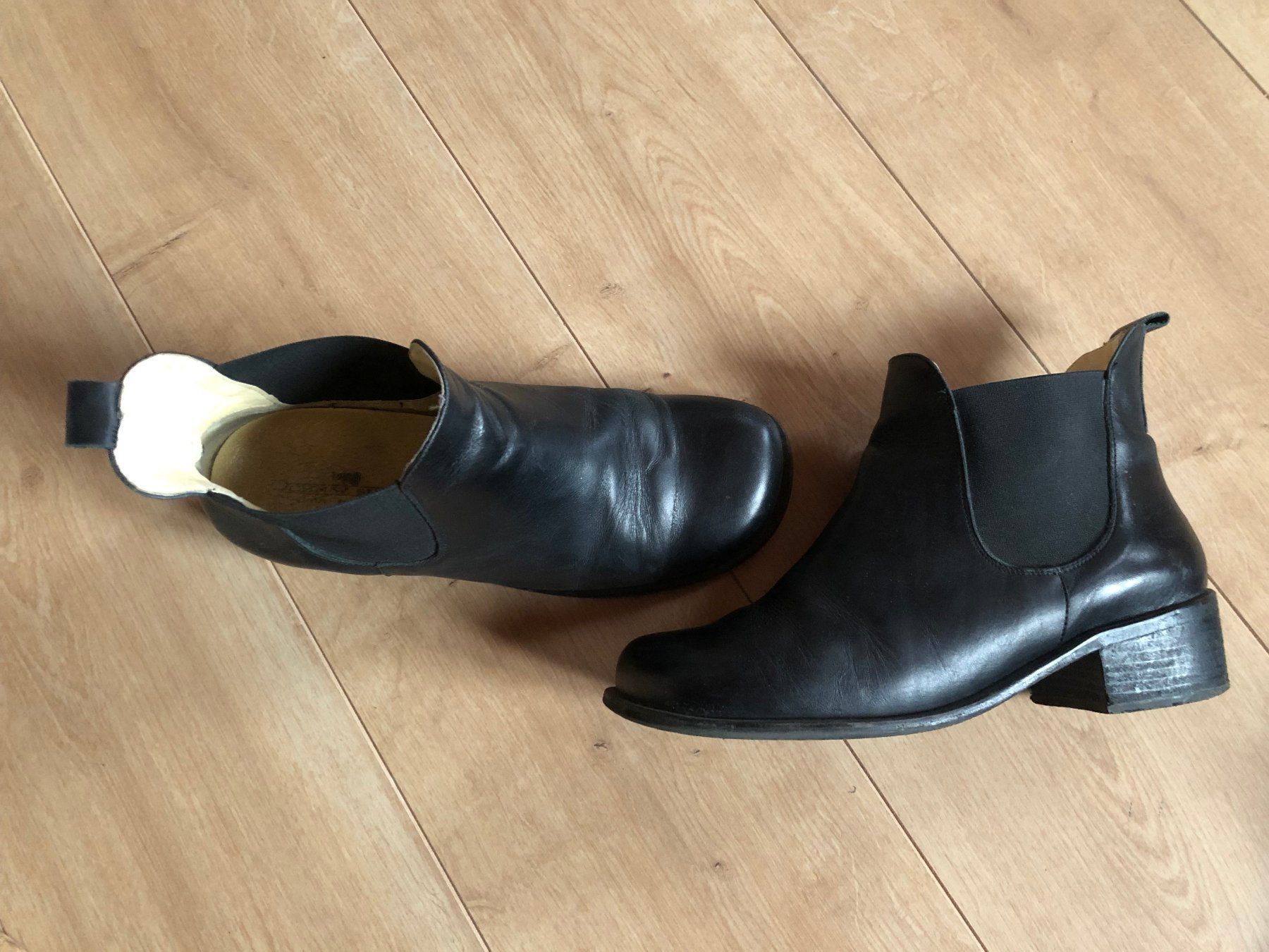 Scarpe da donna: Chelsea-Boot von John W. Shoes – Usato da Suhr venduto da robojo 1